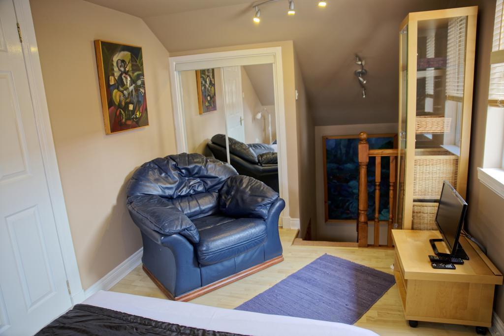 3Mac Dunfermline Self-Catering Apartment Ruang foto